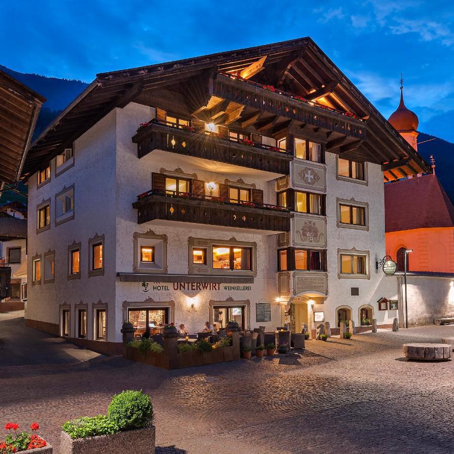 Martinerhof'S Brauhotel サン・マルティーノ エクステリア 写真
